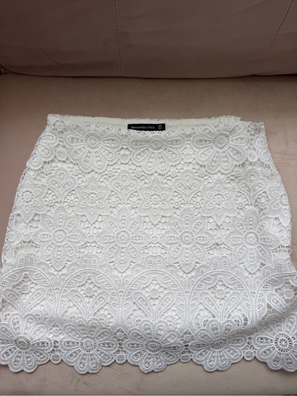 Abercrombie & Fitch White Floral Lace Mini Skirt
